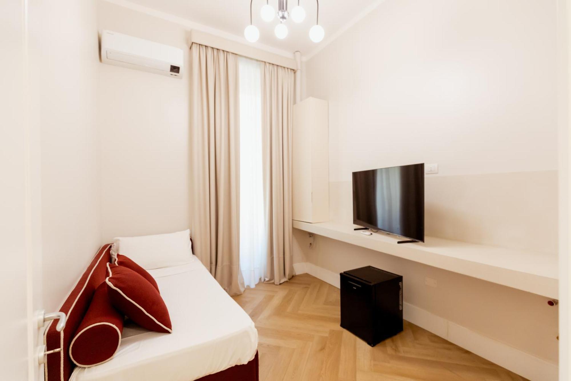 Residenza Umberto I Hotell Neapel Exteriör bild