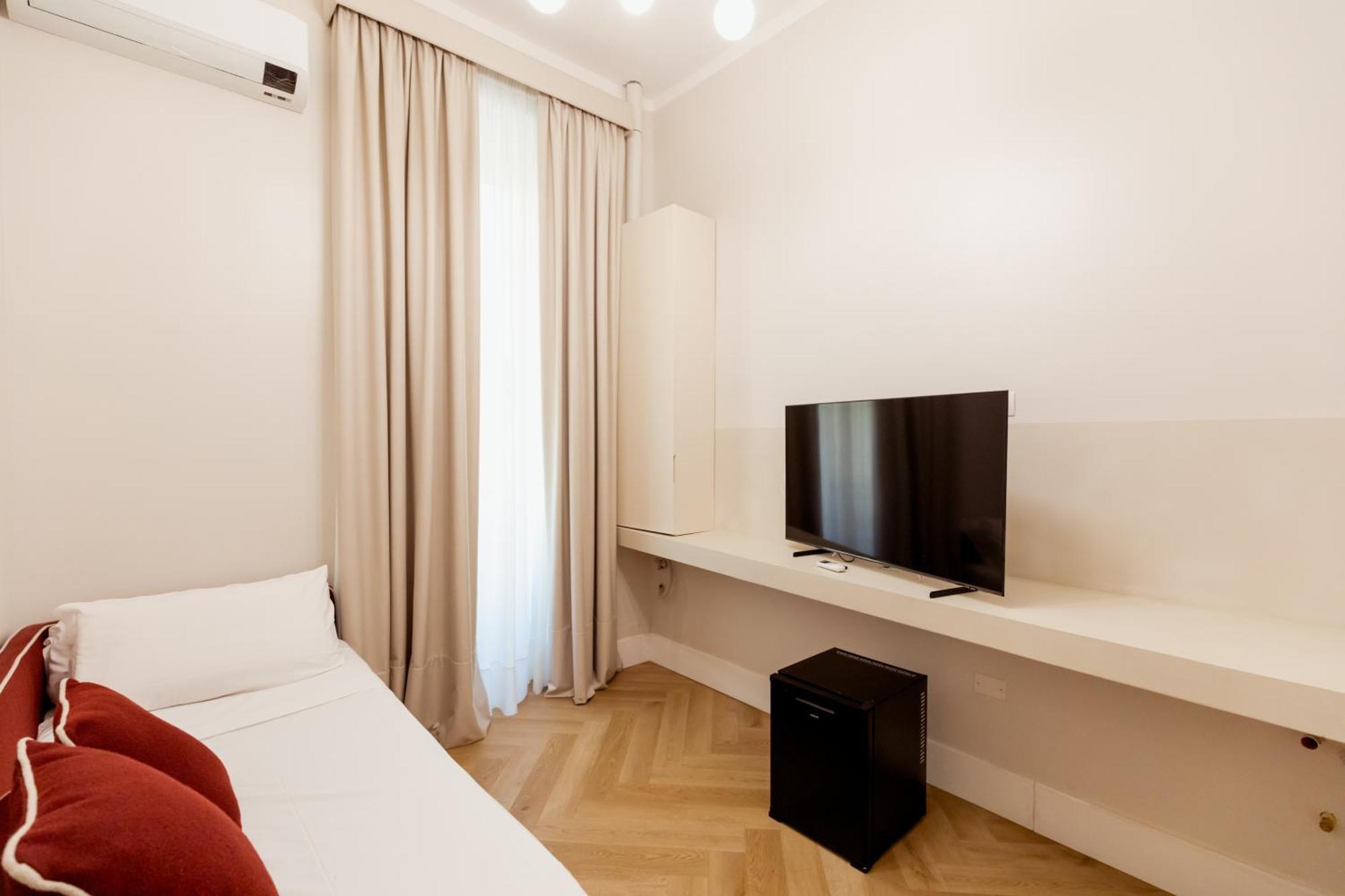 Residenza Umberto I Hotell Neapel Exteriör bild
