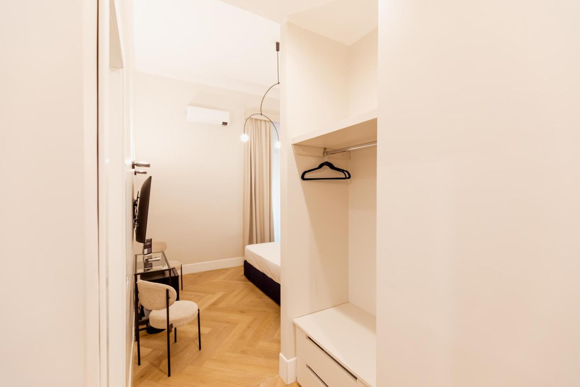 Residenza Umberto I Hotell Neapel Exteriör bild